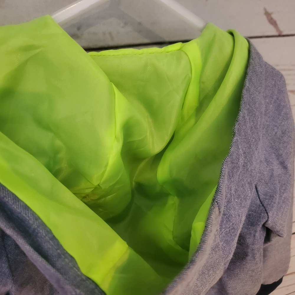 Lightweight Jacket - Picture 2 of 10